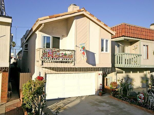 1st image of 273 Cahuenga Dr