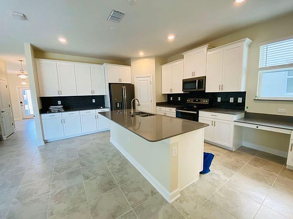 4th image of 11274 History Ave