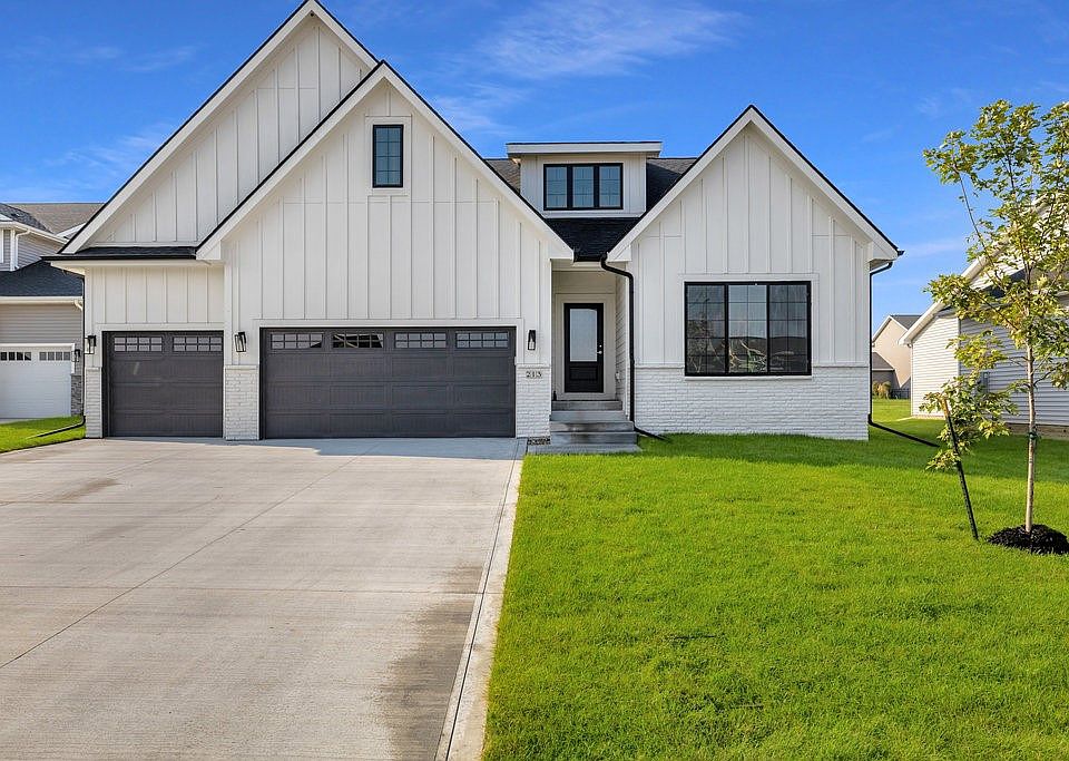 1st image of 213 11th Ct NW