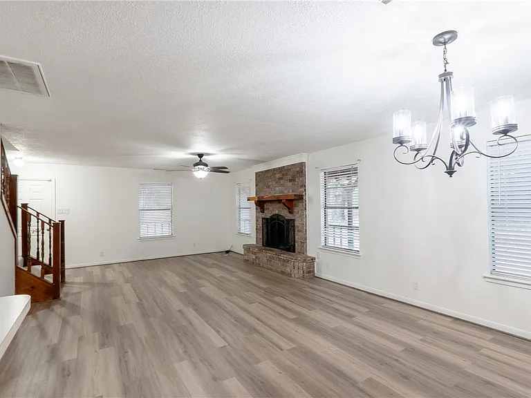 19359 Forest Rd #219 — Photo 9
