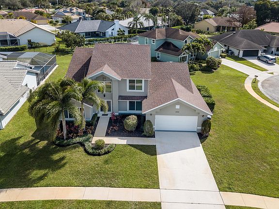 2nd image of 2400 Seaford Drive