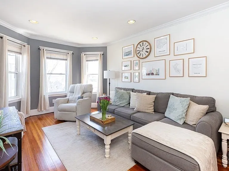 22 Buttonwood St #3 — Photo 3