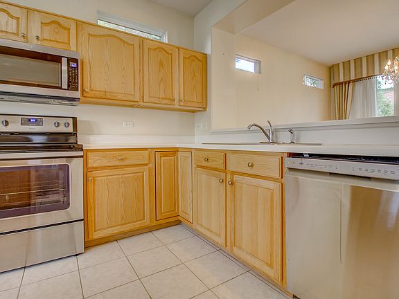 4th image of 12664 Tall Oak Ct