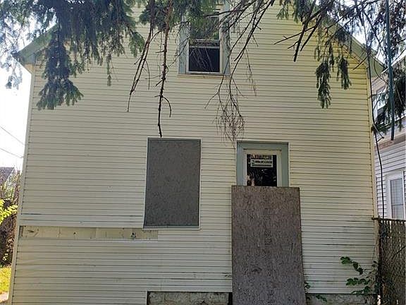 2nd image of 15 Cambridge Ave