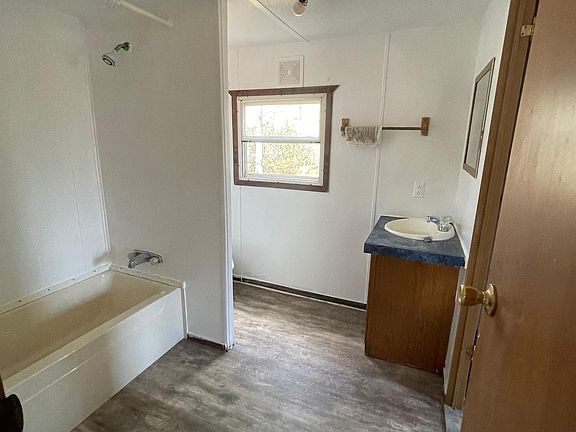 2nd image of 150 Lawton Place Dr