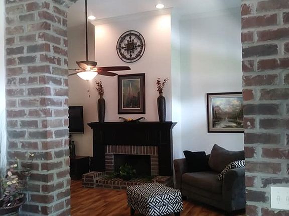 5th image of 11749 Honey Bear Ln