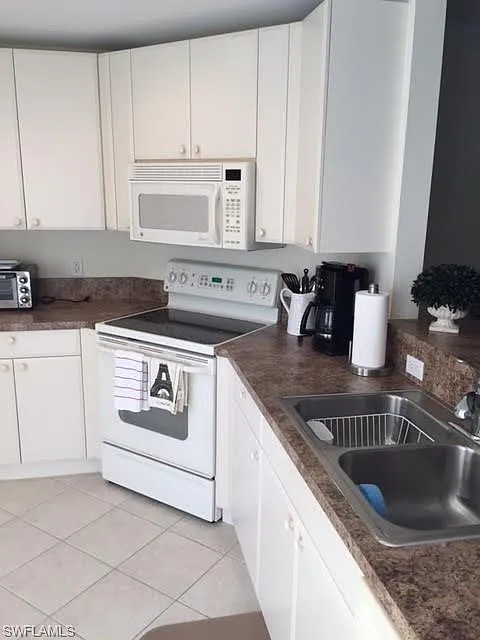 2 bed, 2.0 bath, 1248 sqft, $3,900 — Photo 3