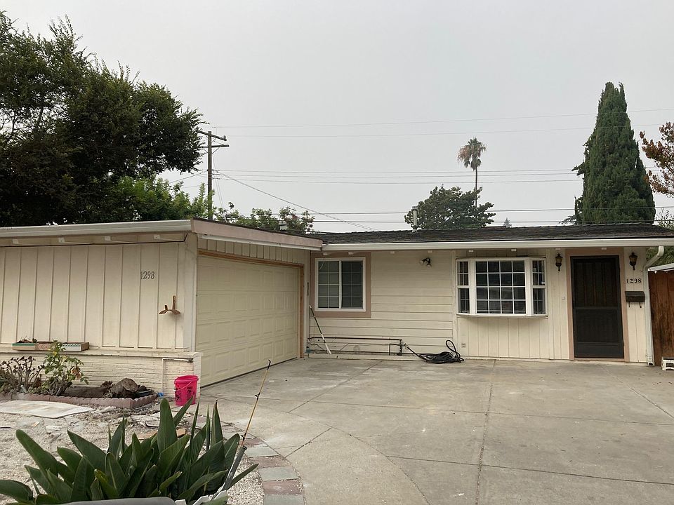 1st image of 1298 Socorro Ave