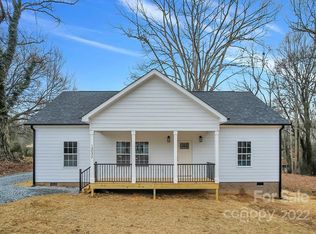 1303-2 W Gold Street Ext, Kings Mountain, NC 28086