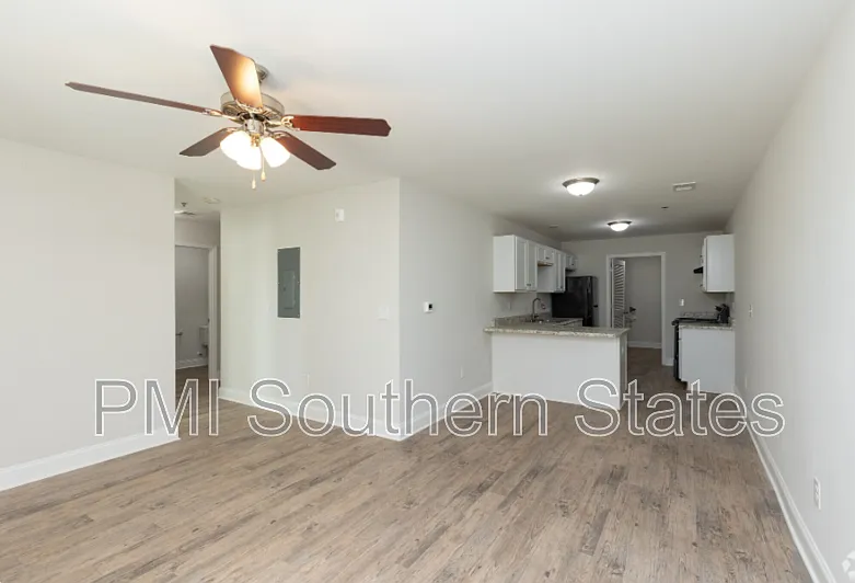 2 bed, 2.0 bath, $1,200 — Photo 2