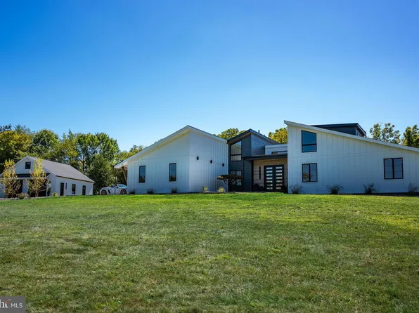 77 Frankenfield Rd, Ottsville, PA 18942