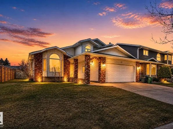 5612 McLeod Rd NW, Edmonton, AB T5A 4R3