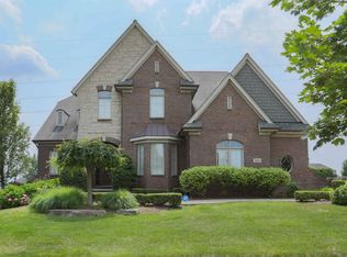 8844 Ridge Dr, Washington, MI 48095