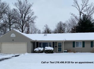 203 Parkwood Ave, Avon Lake, OH 44012