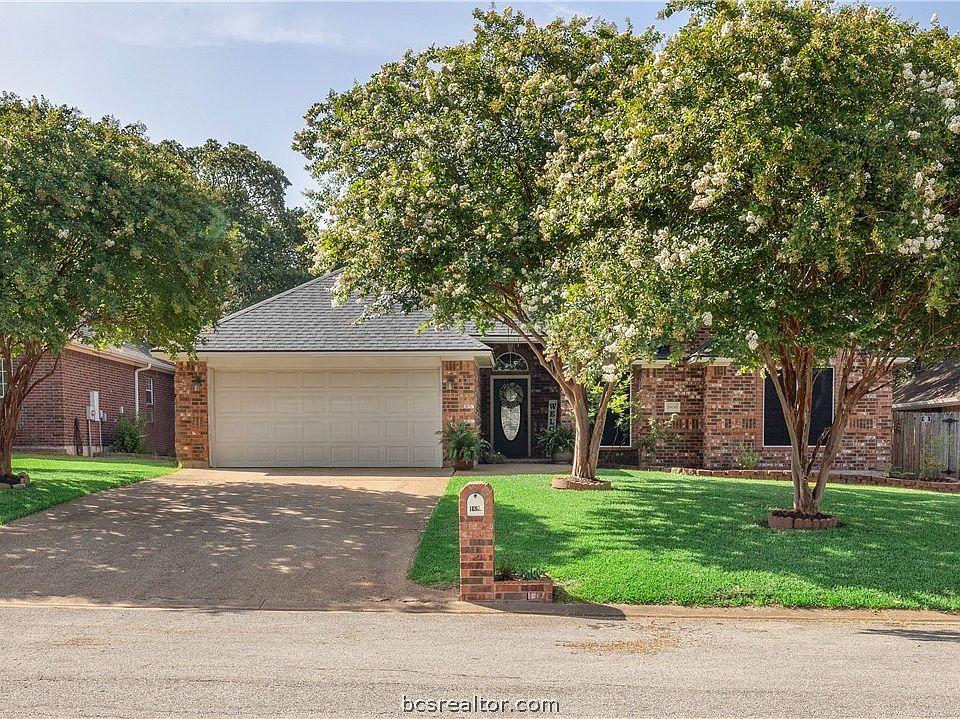 1st image of 1806 White Stone Dr