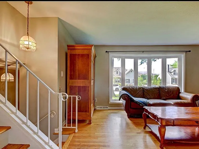 27012 Osborn Rd — Photo 5