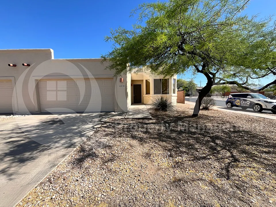 8142 N Peppersauce Dr