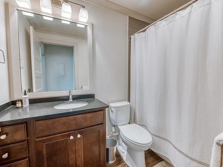 601 Spanish Town Rd #C — Photo 8