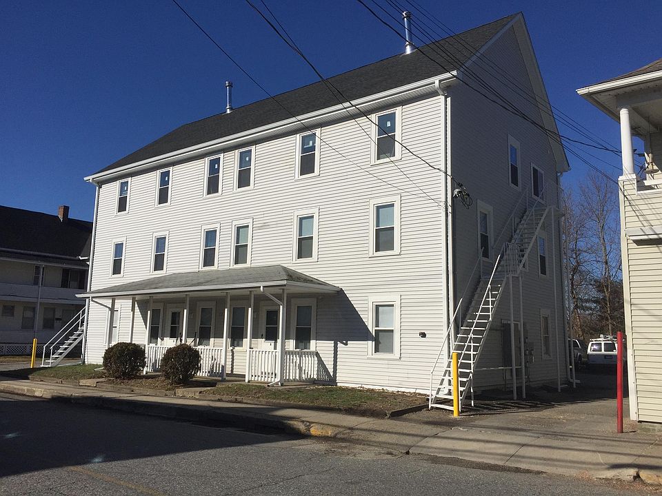 2nd image of 13 Dyer St APT E