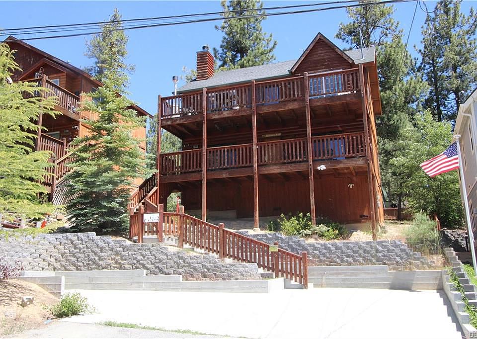 1st image of 39064 Bayview Ln