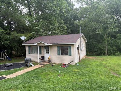 706 High St, Marble Hill, MO, 63764