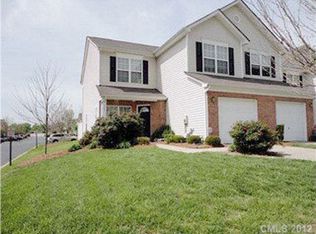 3201 Summerfield Ridge Ln, Matthews, NC 28105