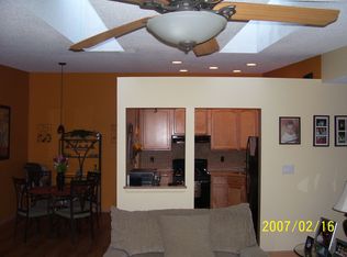 56 Chambord Ct, Hamilton, NJ 08619