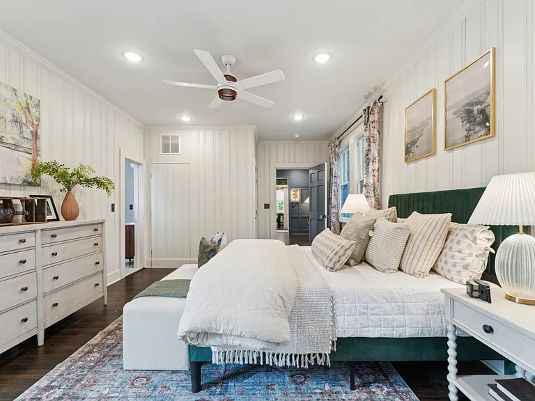 301 Washington Ave — Photo 11