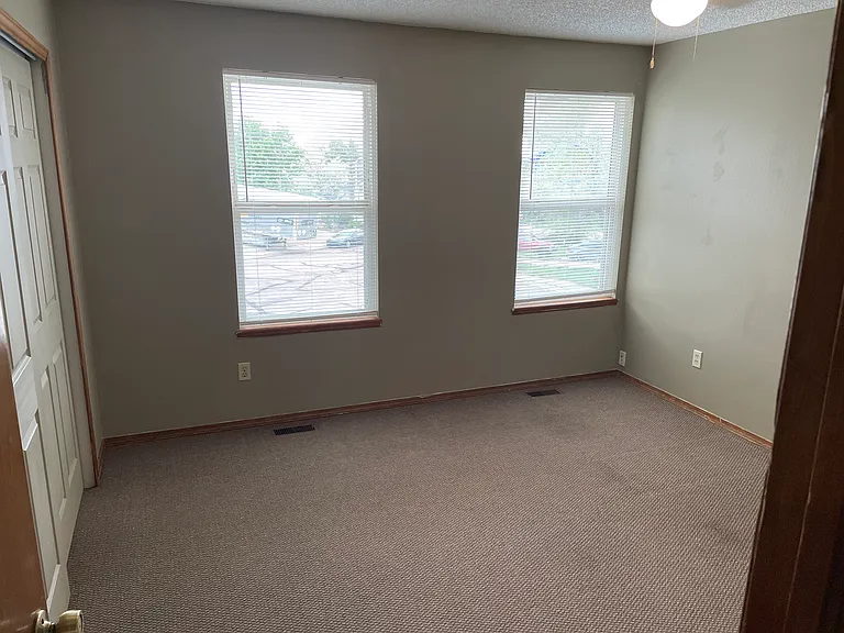 1515 Tealwood Ct — Photo 8