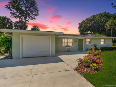 715 SE Alamanda Way, Stuart, FL, 34996