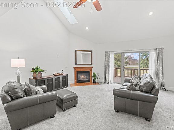 3rd image of 9247 Copper Ridge Dr #2