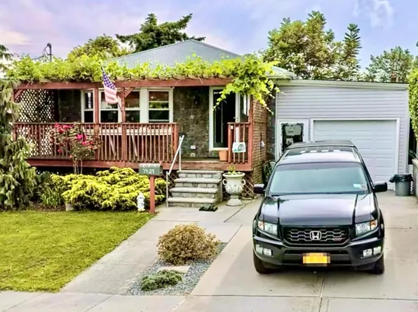 14-24 138th ST, College Point, NY 11356