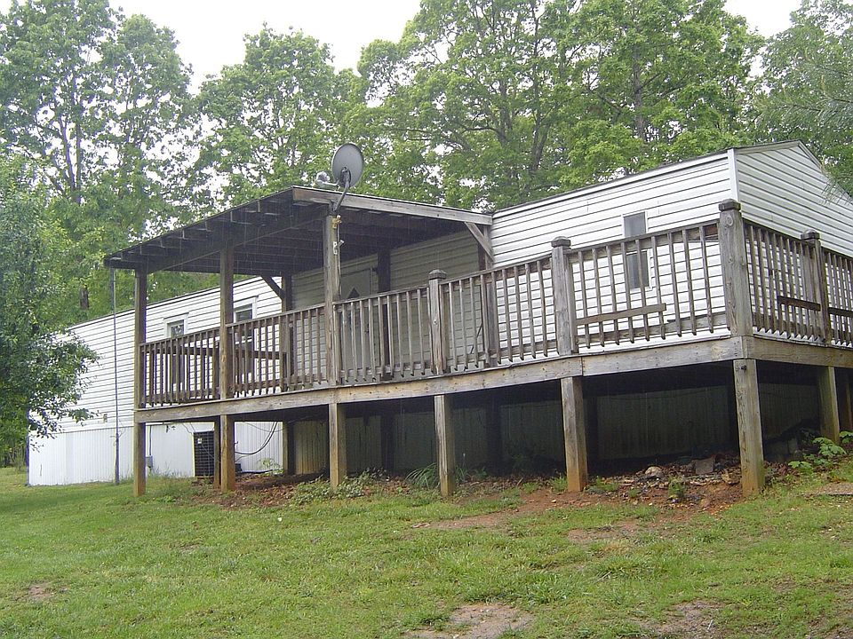 2nd image of 1130 Alberts Way