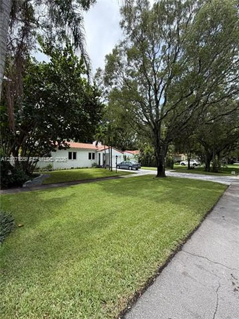 62 NW 105th St # 62, Miami Shores, FL 33150 — Photo 3