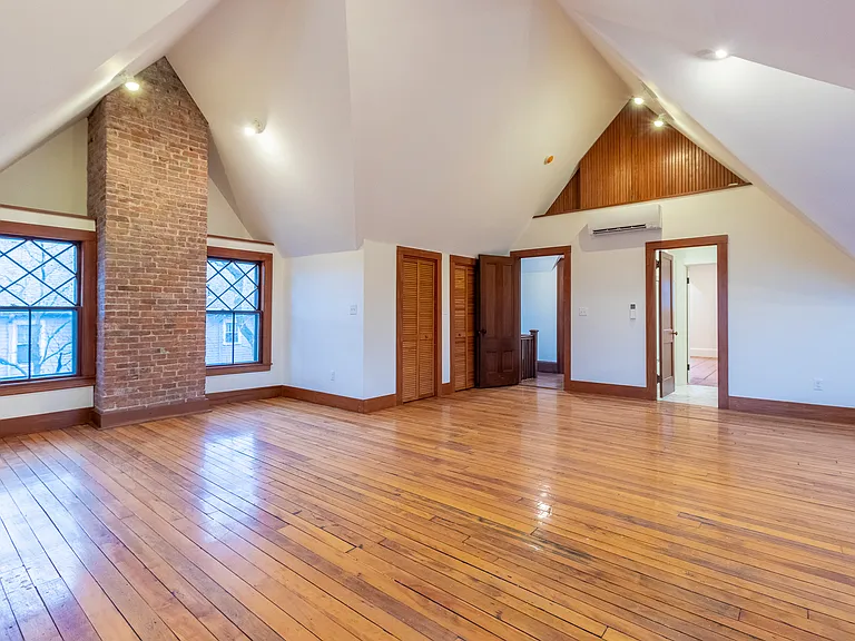 2 Westwood Rd #2 — Photo 13