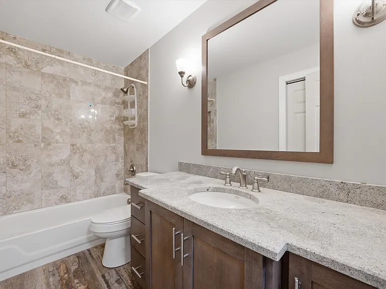 21854 W Kentwood Dr — Photo 18