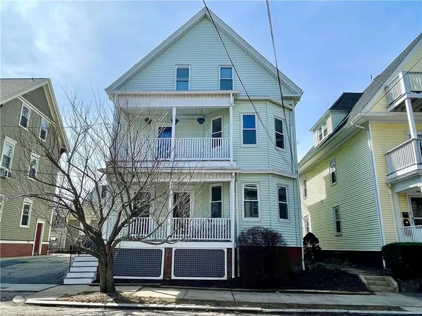 241-243 Pleasant St, Providence, RI 02906