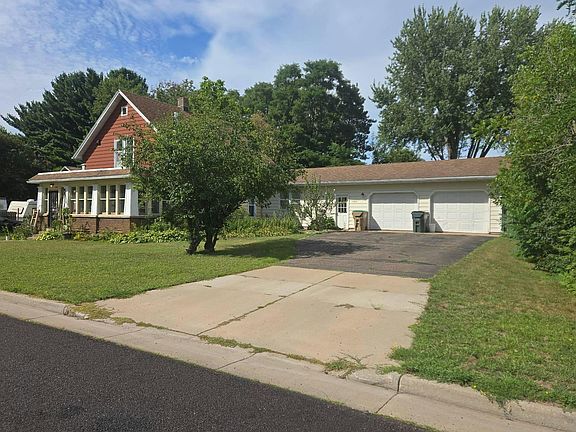 2nd image of 1740 Lombard St