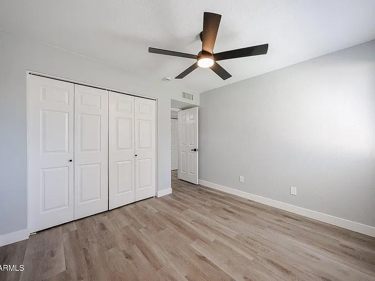 3951 E Waltann Ln — Photo 9