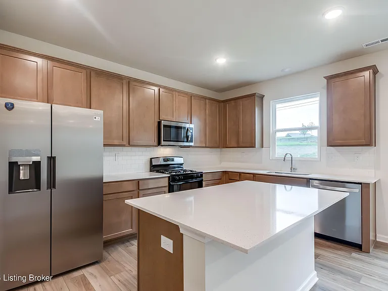 16956 Aiken Ridge Cir — Photo 21