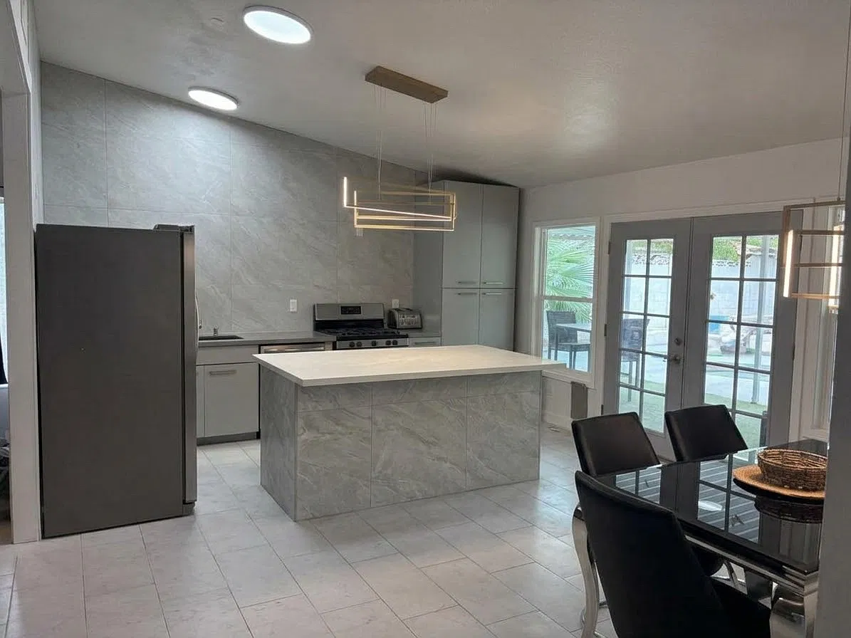 4 bed, 1418 sqft, $2,800 — Photo 2