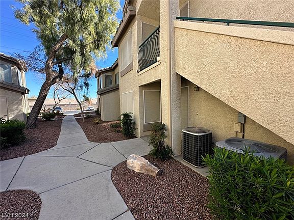 4th image of 5710 E Tropicana Ave Unit 1070