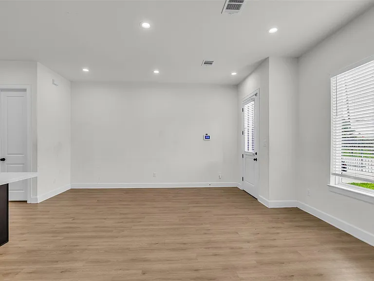 3829 Goodhope St #A — Photo 7