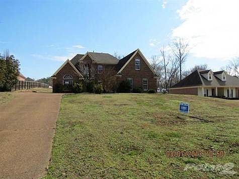 1st image of 130 Country Forest Dr