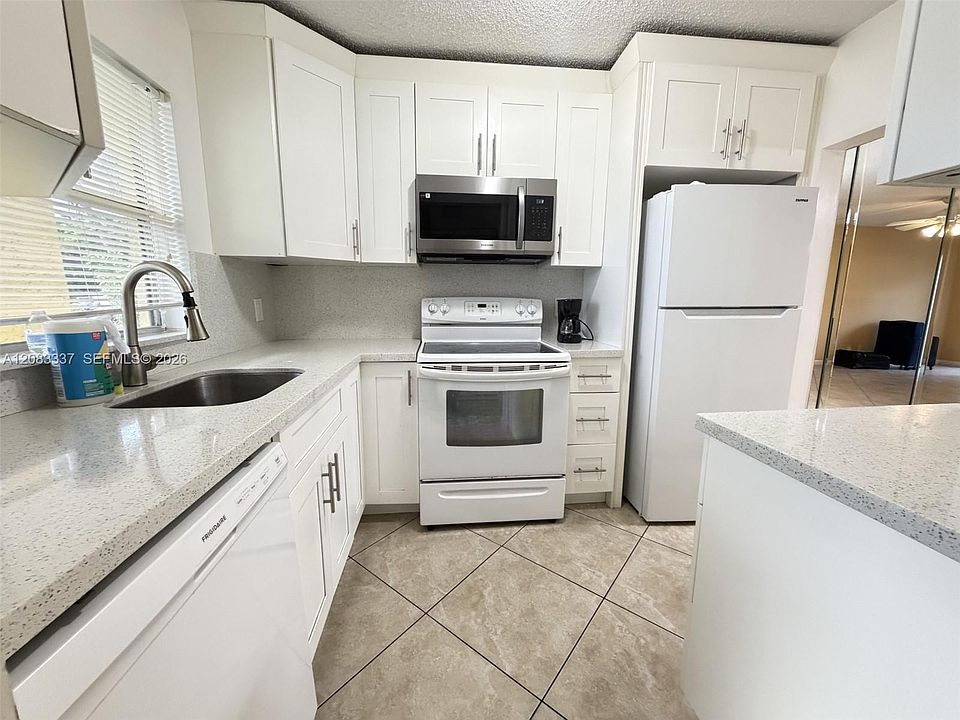 1st image of 9949 Sandalfoot Blvd APT 514