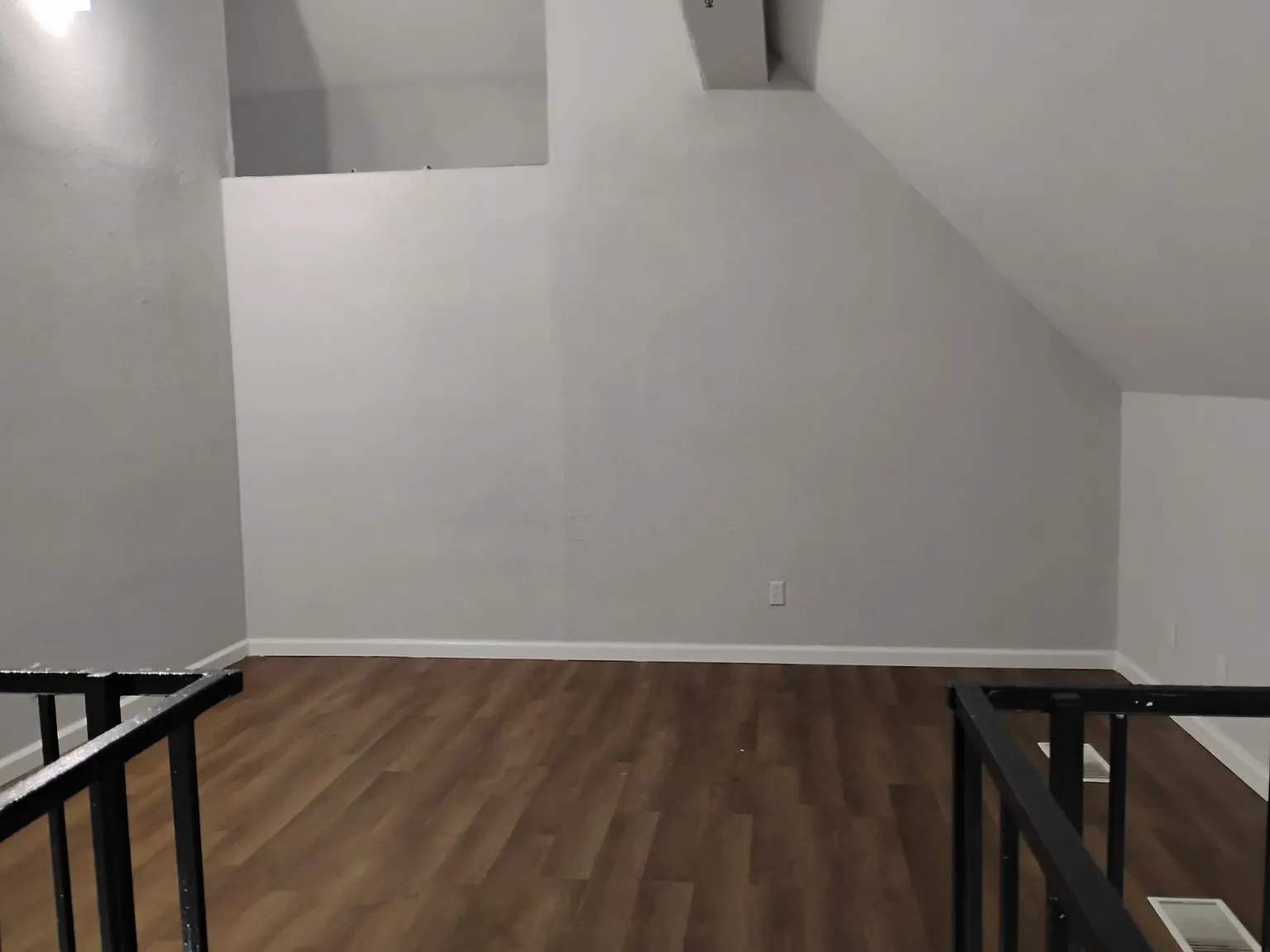1 bed, 873 sqft, $1,425 — Photo 4