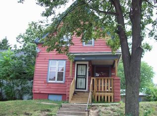 2570 N 37th St, Milwaukee, WI 53210