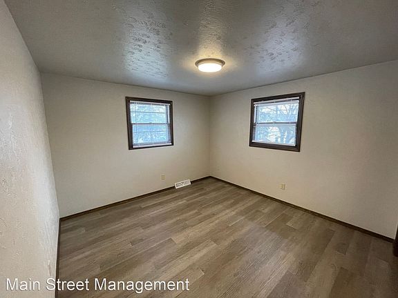 5th image of 1635 Deckner Ave #2