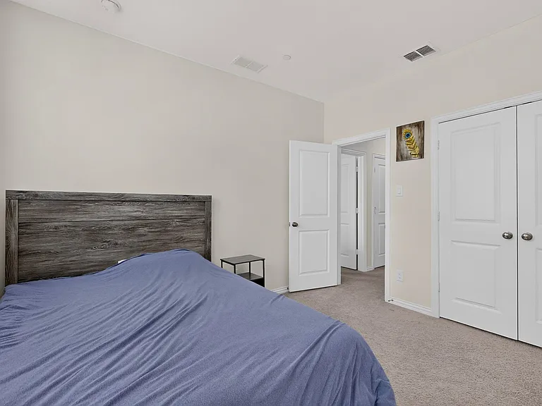 605 Friendswood Dr — Photo 11