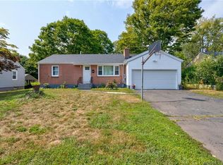 32 Carl St, Meriden, CT 06451
